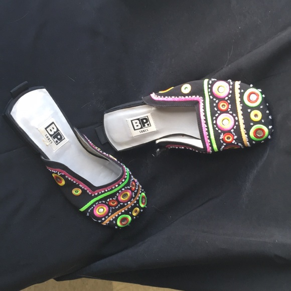 Sold - Picture 3 of 3